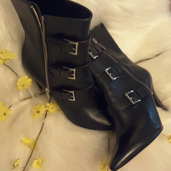 MICHAEL KORS genuine leather boot with zipper - Picture 8 of 8